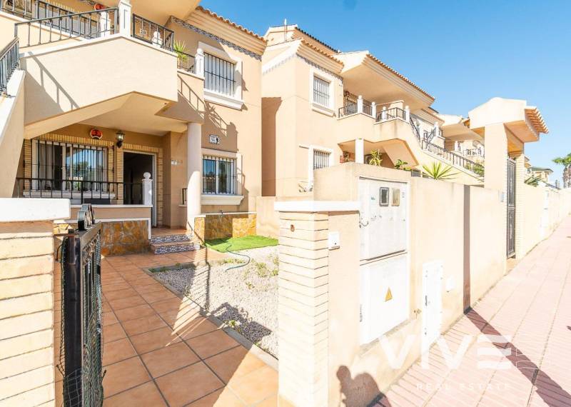 Apartment / flat - Resale - Orihuela Costa - Villamartin