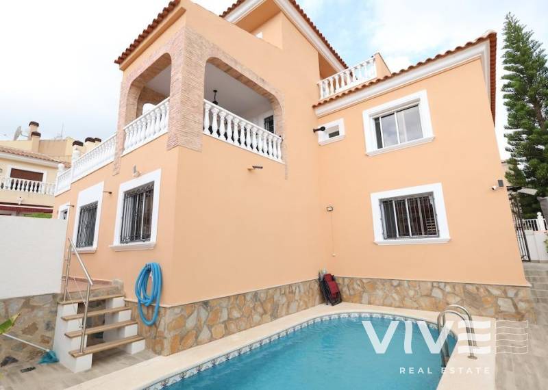 Detached Villa - Segunda mano - San Miguel de Salinas - Las Filipinas